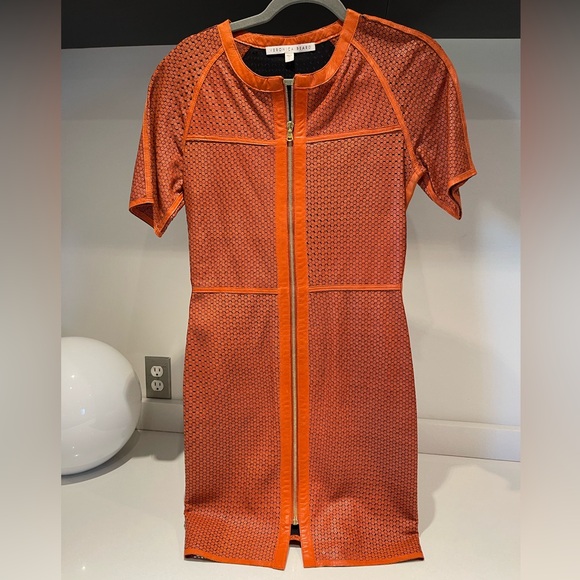 RARE $1150 Veronica Beard laser cut Leather Dress Full Zipper Short Sleeve Sz 4 - Picture 1 of 16